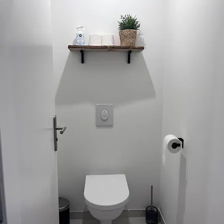 Neuf Pour 4 Personnes Au Centre De - Fr-1-812-131 아파트 코트레
