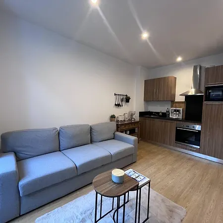 Neuf Pour 4 Personnes Au Centre De - Fr-1-812-131 Apartment Cauterets
